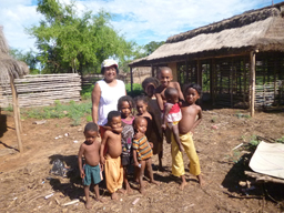 Visite surla RN7, rencontre et discussion avec la communauté villageoise, Madagascar
