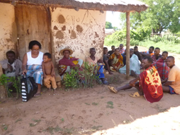 Visite surla RN7, rencontre et discussion avec la communauté villageoise, Madagascar