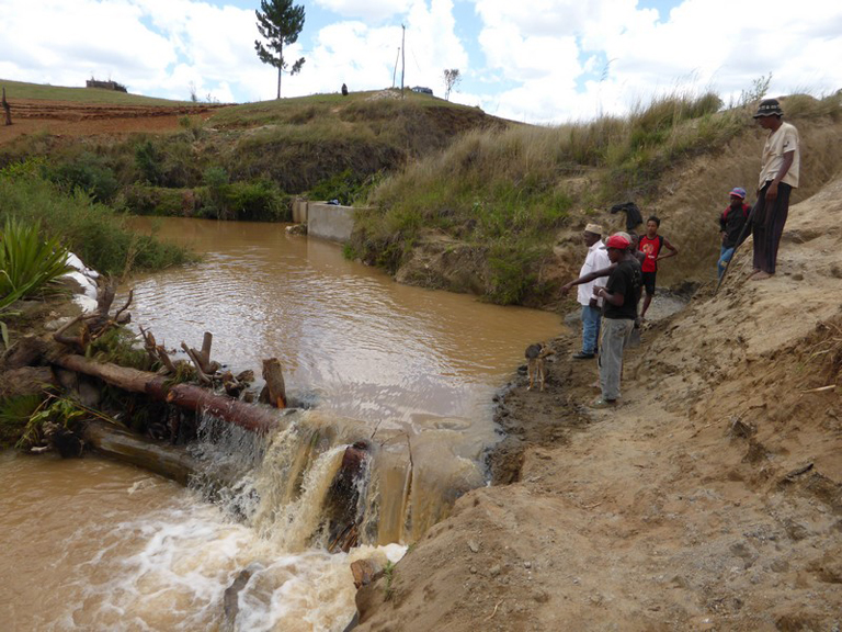 Rivière en basses eaux