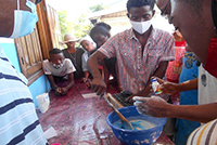 Production de craies dans le centre de Morondava