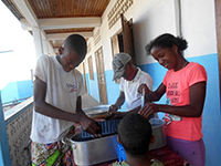 Production de craies dans le centre de Morondava