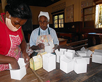 Production de craies dans le centre de Morondava