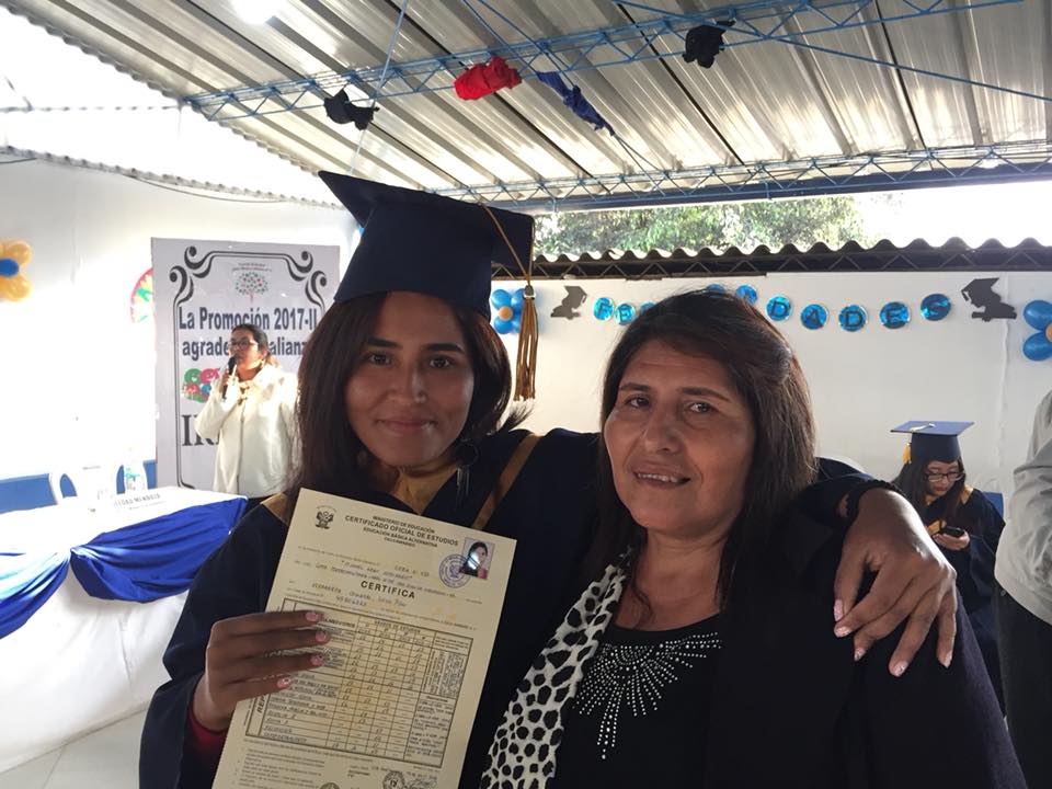 Ecole inclusive à Lima, remise des diplômes en juin 2018