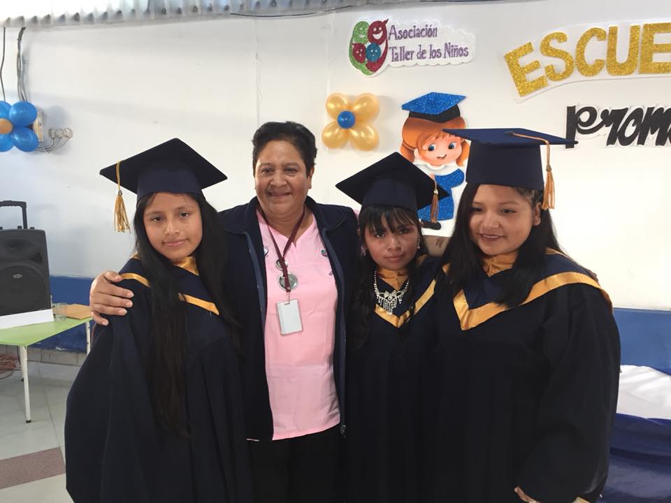 Ecole inclusive à Lima, remise des diplômes en juin 2018